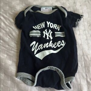 New York Yankees Navy and Gray Baby Onesie